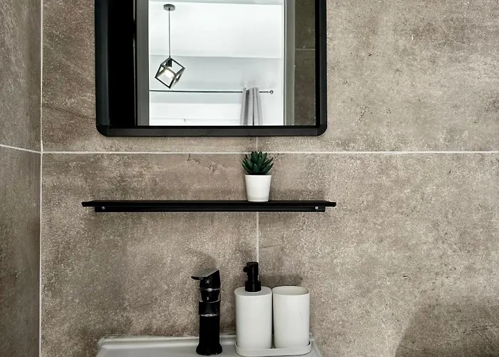 Stylish In Town, Walking Distance To The - No 10 Apartmán Kos